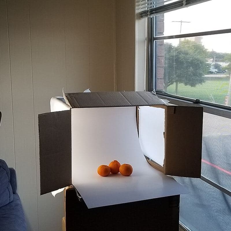 Small photo lightbox with a lamp
